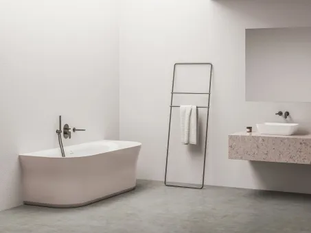 Ypsilon Wall 178x86, akrilkád, Alabaster Pink/fehér, szabadonálló, fehér/fekete/króm lefolyó