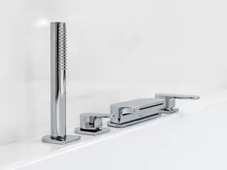 Chrome kádperemre szerelhető vízesés csaptelep CR 025.00CR, króm