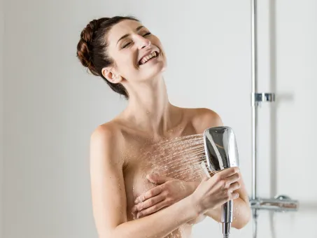 Termo 300 zuhanyoszlop, termosztátos csapteleppel TE 092.00CR/WH, króm/fehér