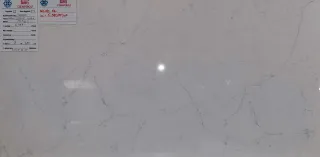 Kő mintás fényes fehér fali csempe 30x60